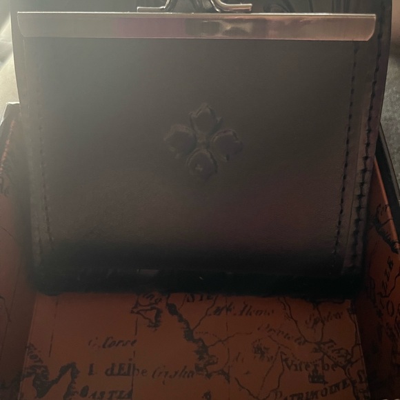 Patricia Nash wallet NEW - Picture 4 of 4